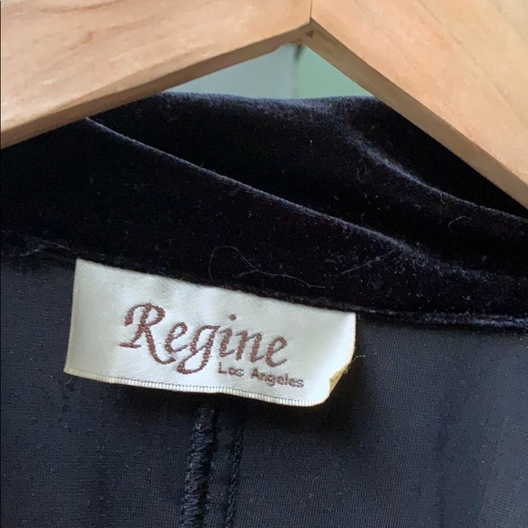 Regine black velvet button down jacket - Picture 3 of 3